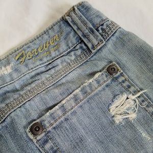 Forever 21 Skirts - Forever 21 Distressed denim mini skirt (S) Forever 21 Skirts - Forever 21 Distressed denim mini skirt (S)